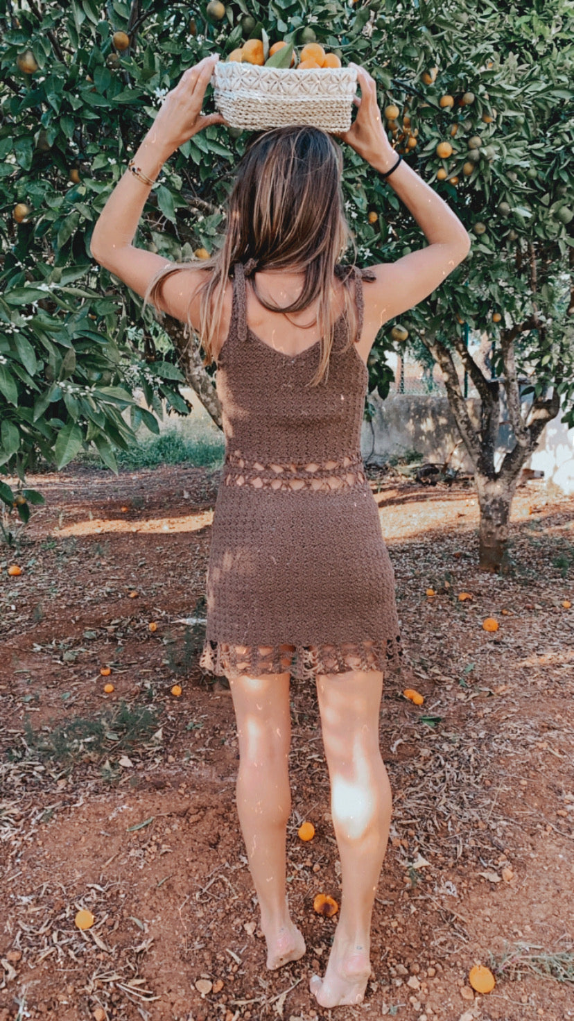 Vestido mini marrón mamatayoe